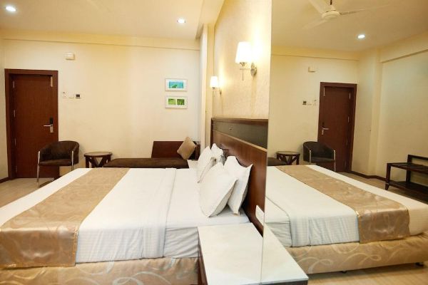 Hotel Sai Mahal (Shirdi)